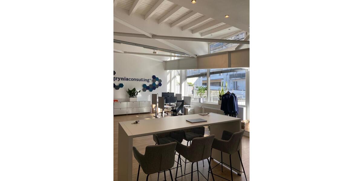 Etagenwohnung Düsseldorf Stadtbezirk 3 - 1 Zimmer, 130 m&sup2;, 2.100&euro; | Angebot:25571243