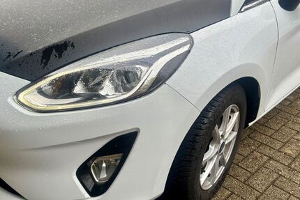Ford Fiesta 57.500 km 11.000 &euro; essen 45143
