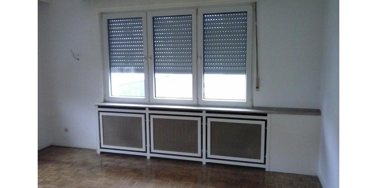 Etagenwohnung Krefeld - 2 Zimmer, 78 m&sup2;, 580&euro; | Angebot:25380044