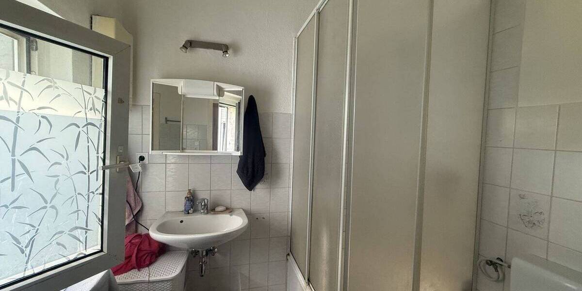 Mehrfamilienhaus, Wohnhaus Krefeld Stadtmitte - 1 Zimmer, 187 m&sup2;, 350.000&euro; | Angebot:26751962