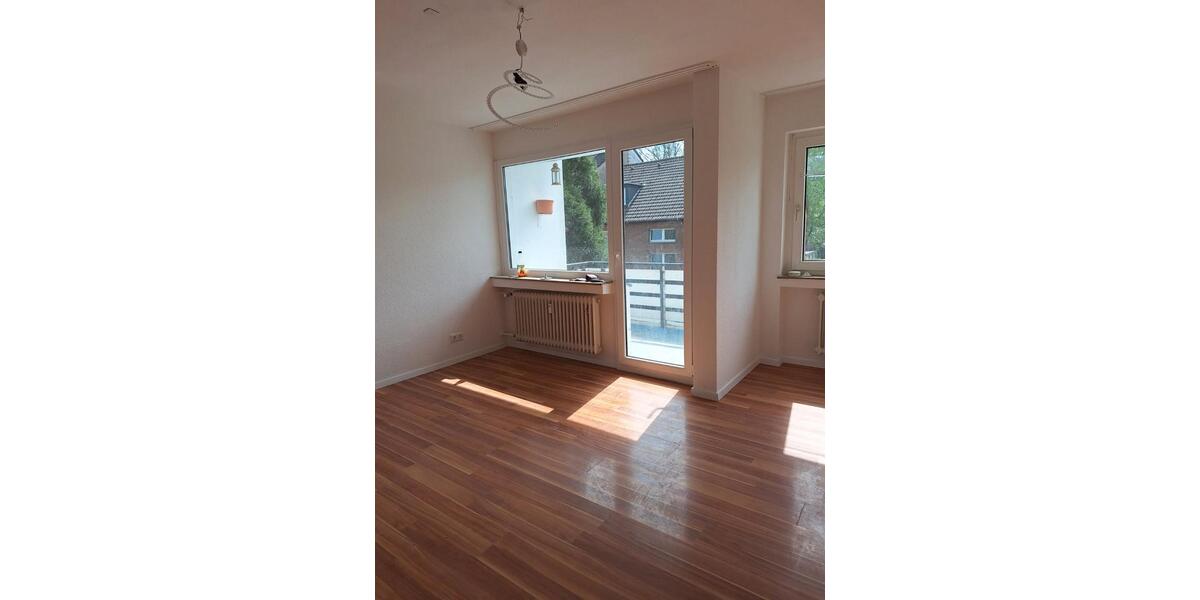 Etagenwohnung Essen Stadtbezirk III - 3 Zimmer, 63 m&sup2;, 550&euro; | Angebot:26702238