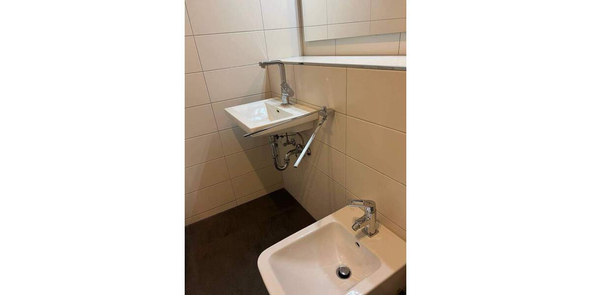 Etagenwohnung Düsseldorf Mörsenbroich - 2 Zimmer, 68 m&sup2;, 280.000&euro; | Angebot:25984413