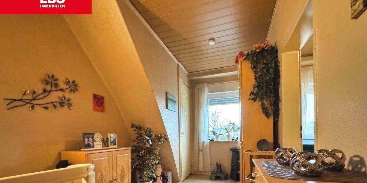 Reihenmittelhaus Bottrop Batenbrock - 3 Zimmer, 85 m&sup2;, 220.000&euro; | Angebot:26584216