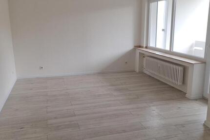 Wohnung Duisburg Hamborn - 4 Zimmer, 82 m&sup2;, 558&euro; | Angebot:26008877