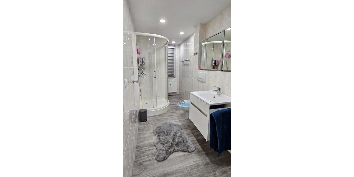 Etagenwohnung Oberhausen - 3 Zimmer, 62 m&sup2;, 139.000&euro; | Angebot:25599726