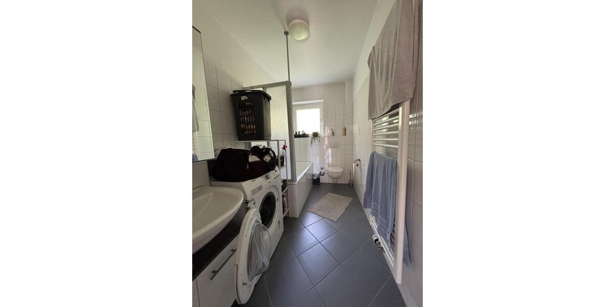 Etagenwohnung Moers Rheinkamp - 3.5 Zimmer, 65 m&sup2;, 566&euro; | Angebot:26702984