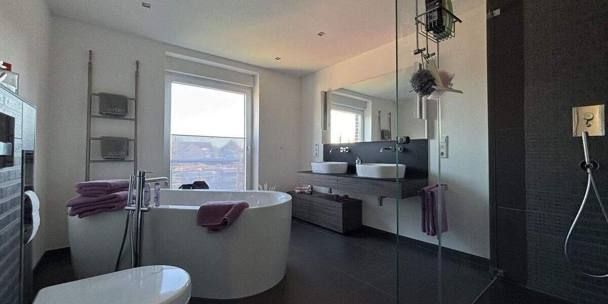 Einfamilienhaus Grefrath Oedt - 7 Zimmer, 176 m&sup2;, 425.000&euro; | Angebot:25836827