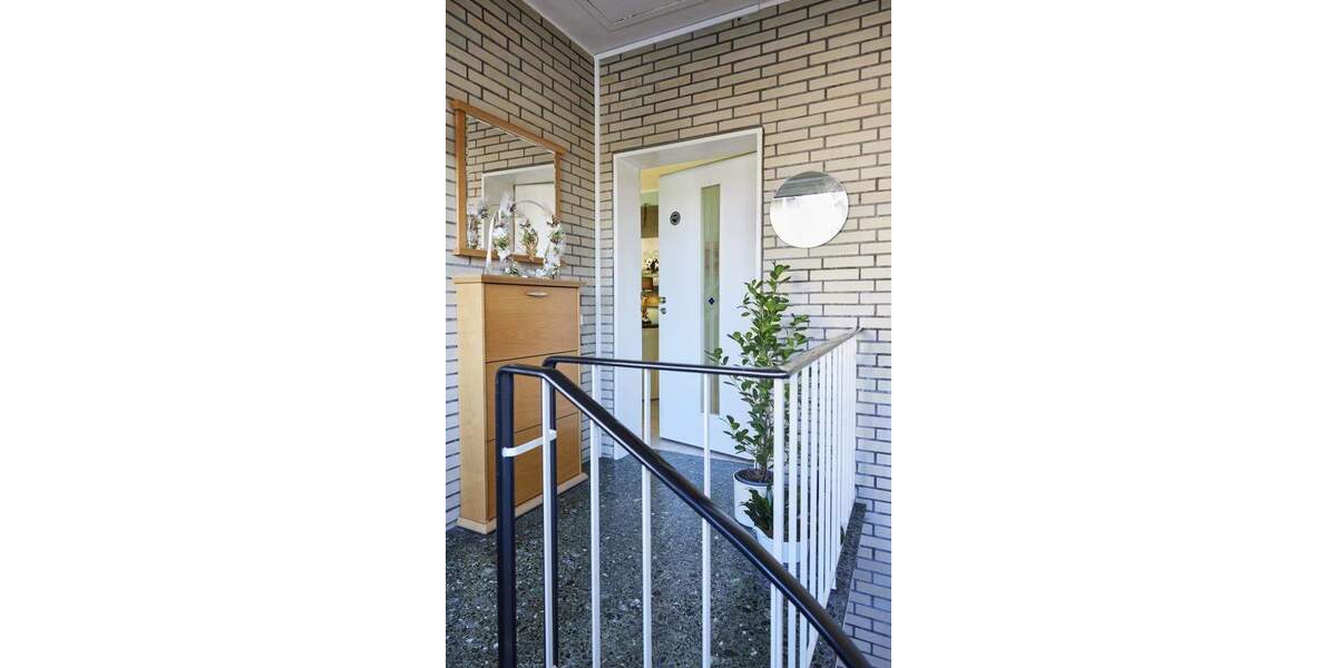 Mehrfamilienhaus, Wohnhaus Krefeld Hüls - 6 Zimmer, 200 m&sup2;, 490.000&euro; | Angebot:25820882