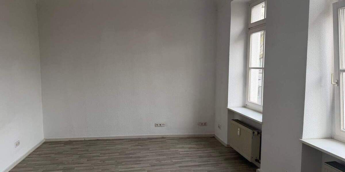 Etagenwohnung Duisburg Dellviertel - 3 Zimmer, 93 m&sup2;, 590&euro; | Angebot:25927892