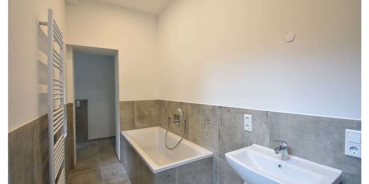 Etagenwohnung Düsseldorf Heerdt - 2 Zimmer, 75 m&sup2;, 1.450&euro; | Angebot:22639209