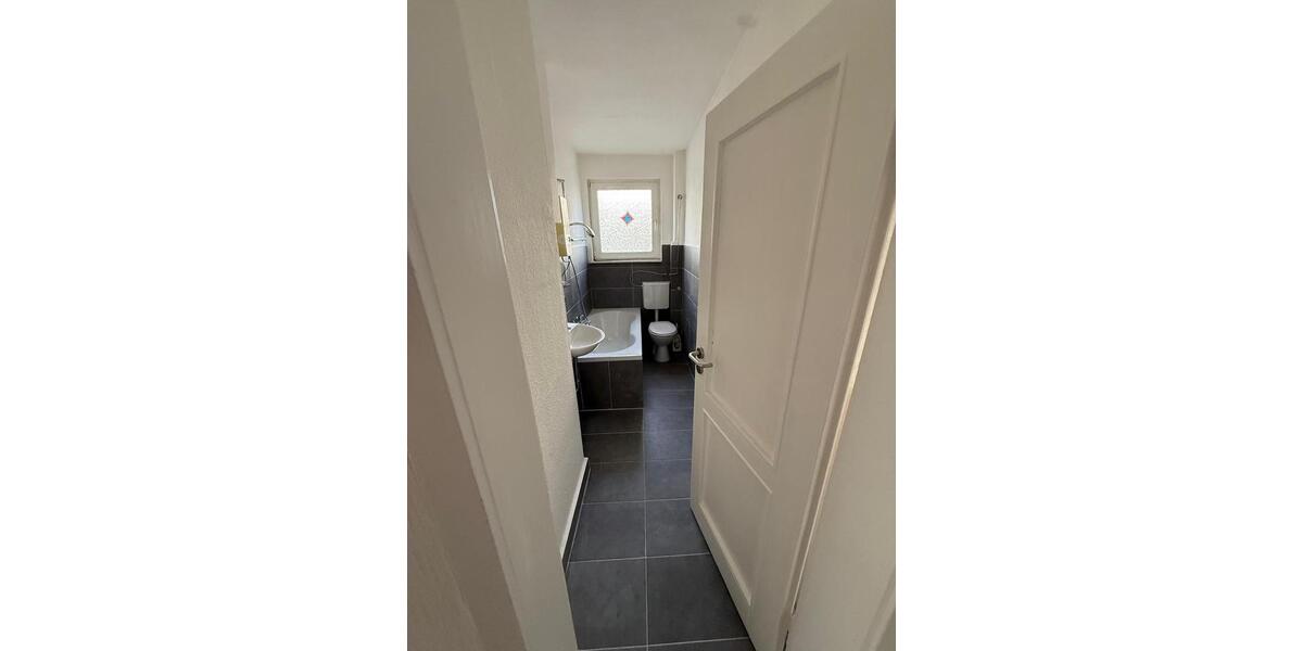 Etagenwohnung Duisburg Hamborn - 2.5 Zimmer, 49 m&sup2;, 414&euro; | Angebot:25967601