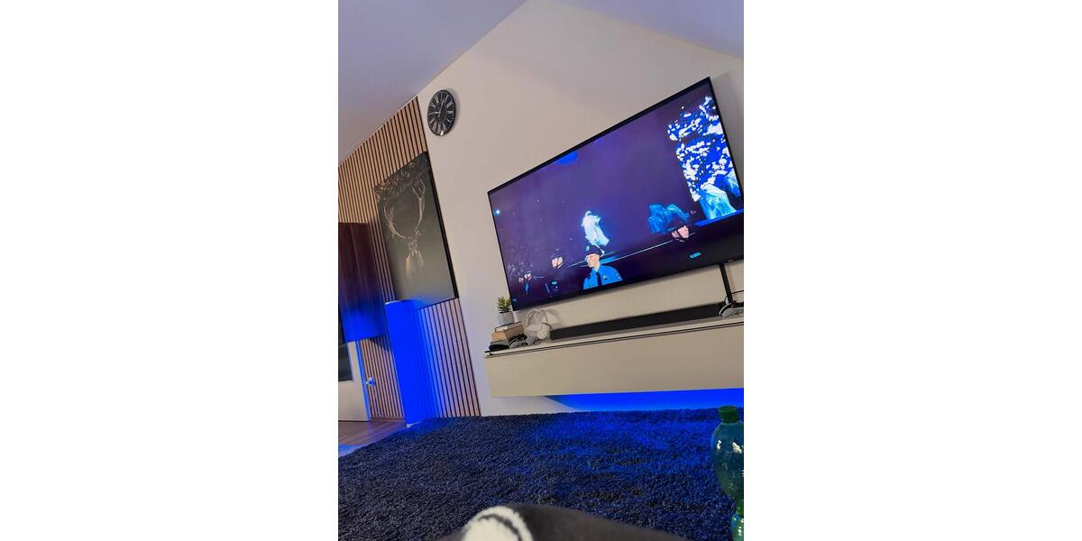 Dachgeschoßwohnung Essen Stadtbezirk III - 1 Zimmer, 40 m&sup2;, 650&euro; | Angebot:25358706