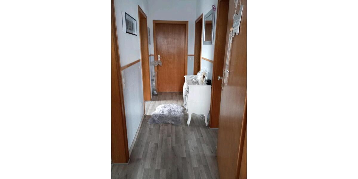 Etagenwohnung Duisburg Angerhausen - 3 Zimmer, 63 m&sup2;, 660&euro; | Angebot:25637285