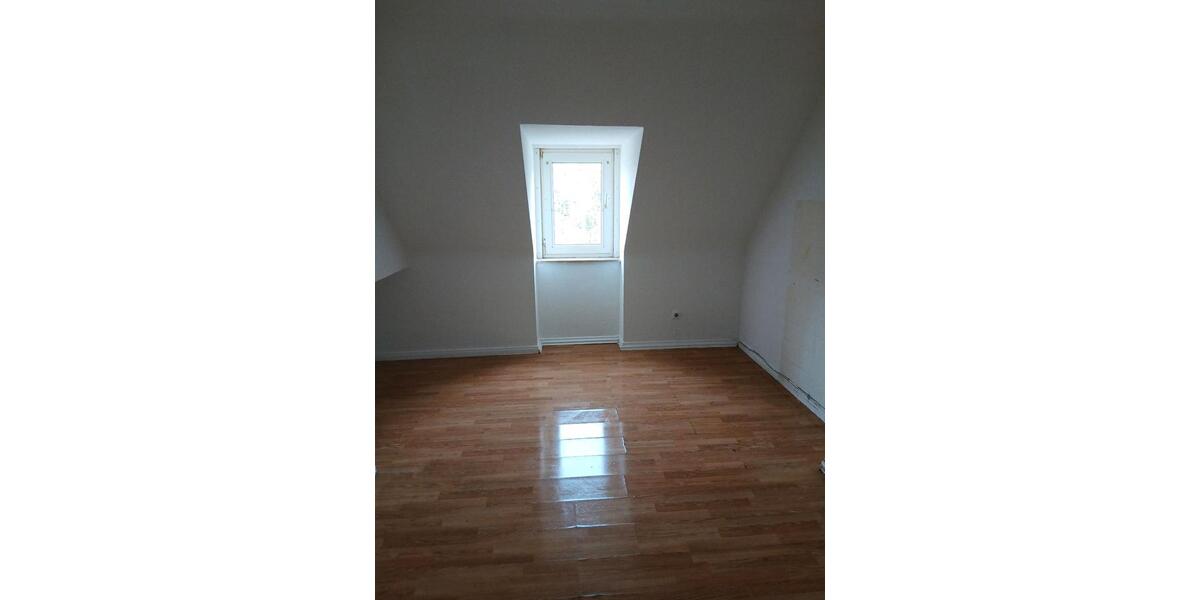 Dachgeschoßwohnung Gladbeck Brauck - 3 Zimmer, 62 m&sup2;, 420&euro; | Angebot:25960234