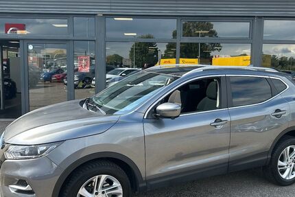 Nissan Qashqai 101.800 km 17.970 &euro; Wesel 46485
