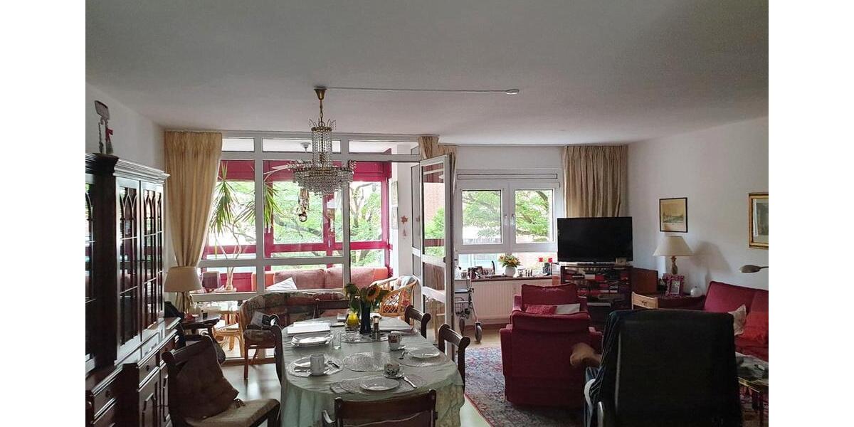 Etagenwohnung Neuss - 3 Zimmer, 93 m&sup2;, 325.000&euro; | Angebot:24751834