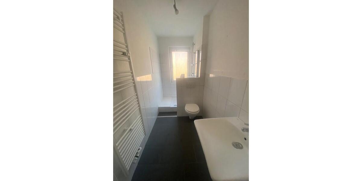 Etagenwohnung Essen Stadtbezirk VI - 2 Zimmer, 62 m&sup2;, 527&euro; | Angebot:25046142