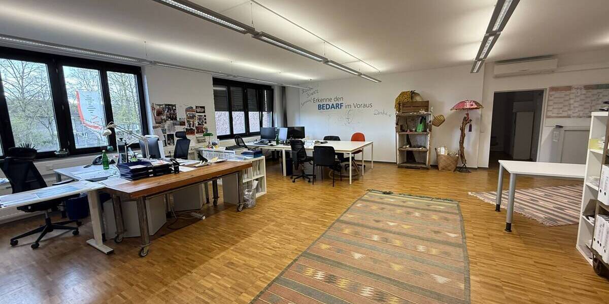 Gewerbeobjekt Kaarst Holzbüttgen - 1 Zimmer, 973 m&sup2;, 8.342&euro; | Angebot:26658331