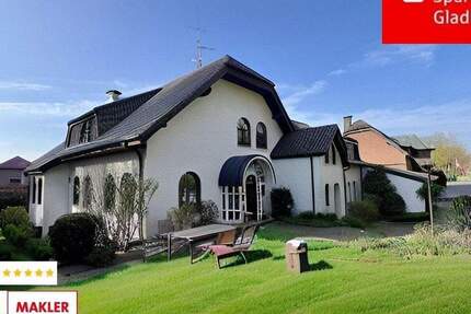 Haus Gladbeck Mitte - 9 Zimmer, 307 m&sup2;, 930.000&euro; | Angebot:25670854