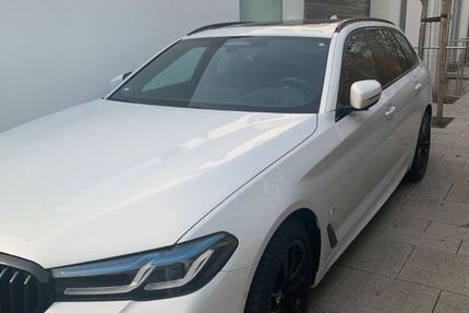 BMW 520 72.000 km 49.980 &euro; Düsseldorf 40213