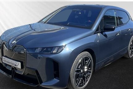 BMW iX 8.193 km 90.900 &euro; Wesel 46485