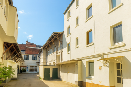 Haus Düsseldorf Pempelfort - 8 Zimmer, 200 m&sup2;, 720.000&euro; | Angebot:25639447