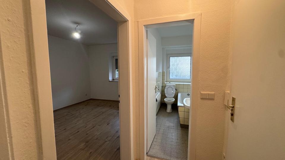 Erdgeschoßwohnung Essen Frillendorf - 1.5 Zimmer, 45 m&sup2;, 525&euro; | Angebot:26600498