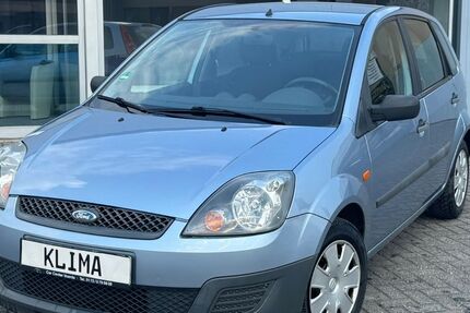 Ford Fiesta 102.000 km 2.200 &euro; Voerde 46562