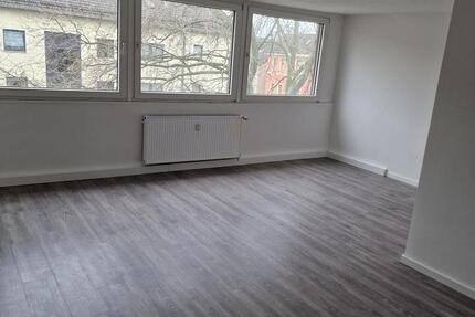 Wohnung Duisburg Mittelmeiderich - 3 Zimmer, 74 m&sup2;, 630&euro; | Angebot:25614422