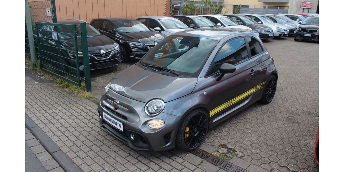 Abarth 695 38.000 km 26.450 &euro; Duisburg 47139