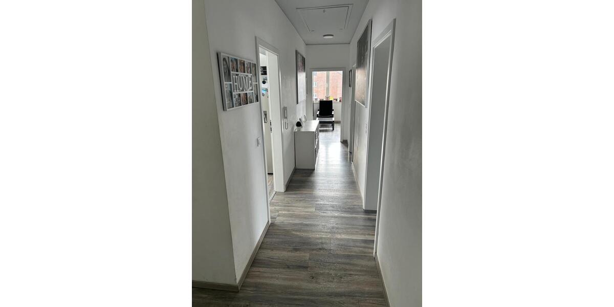 Etagenwohnung Xanten - 4 Zimmer, 110 m&sup2;, 1.100&euro; | Angebot:26704989