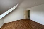 Dachgeschoßwohnung Duisburg Duisburg-Mitte - 4 Zimmer, 86 m&sup2;, 645&euro; | Angebot:25972396