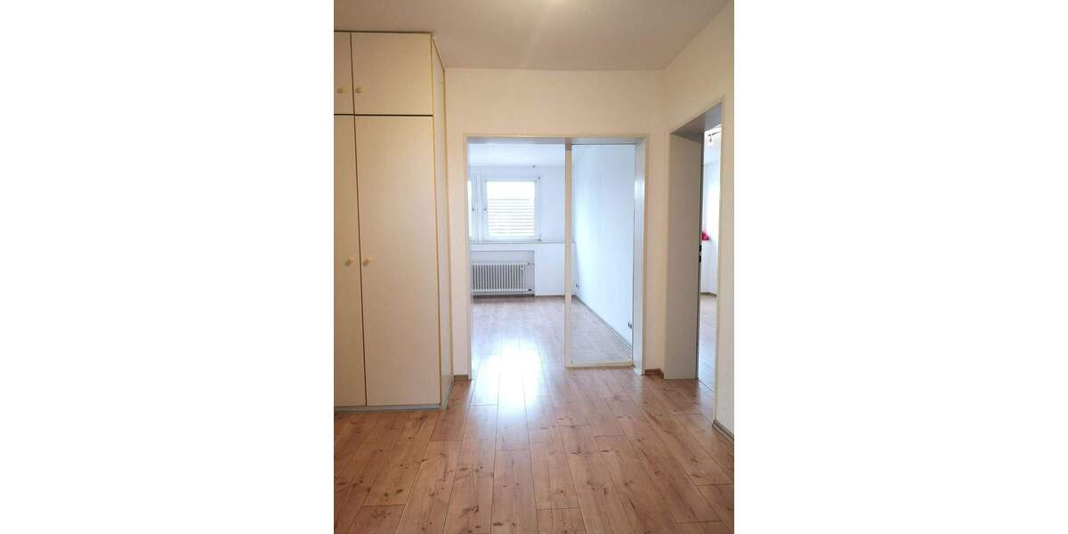 Etagenwohnung Krefeld Inrath/Kliedbruch - 3 Zimmer, 73 m&sup2;, 605&euro; | Angebot:25660995