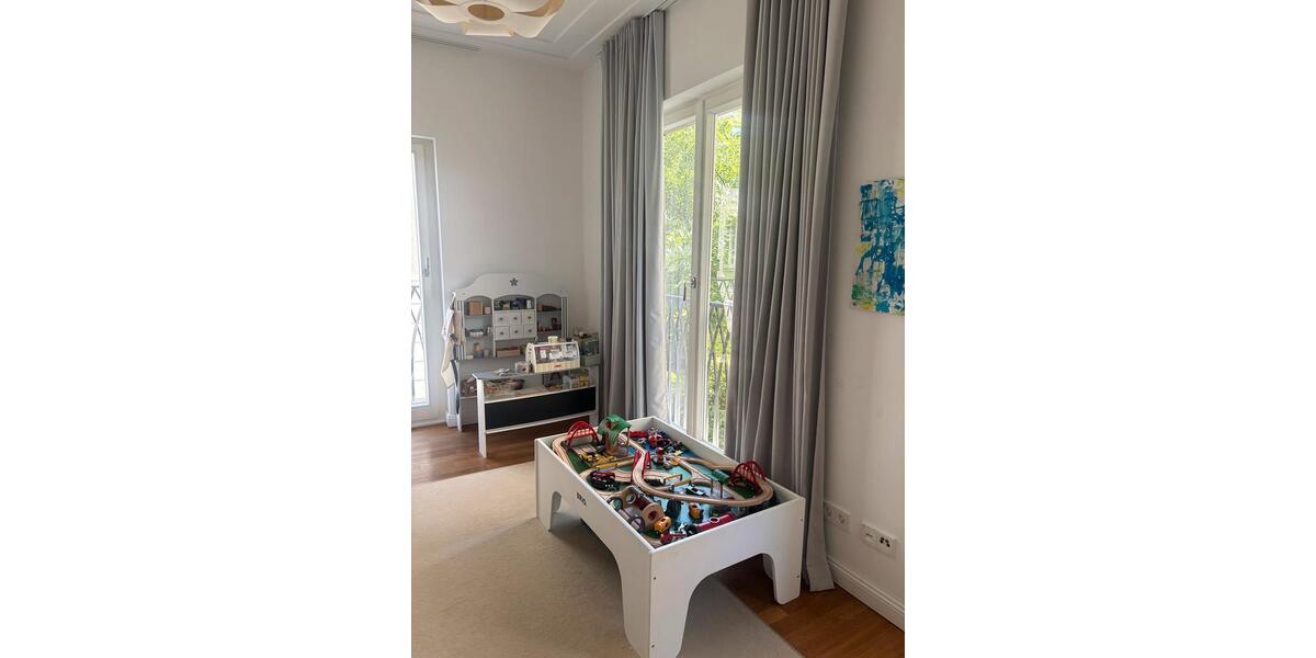 Etagenwohnung Düsseldorf Heerdt - 5 Zimmer, 198 m&sup2;, 1.450.000&euro; | Angebot:27109945
