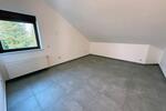Dachgeschoßwohnung Issum - 5 Zimmer, 140 m&sup2;, 1.300&euro; | Angebot:26249906
