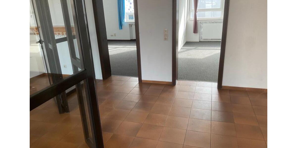 Gewerbeobjekt Kevelaer - 2.250&euro; | Angebot:25518150