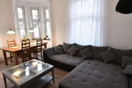 Zimmer Düsseldorf Rath - 1 Zimmer, 1.900&euro; | Angebot:25528733