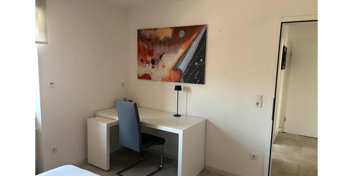 Etagenwohnung Tönisvorst - 2 Zimmer, 65 m&sup2;, 950&euro; | Angebot:26535337
