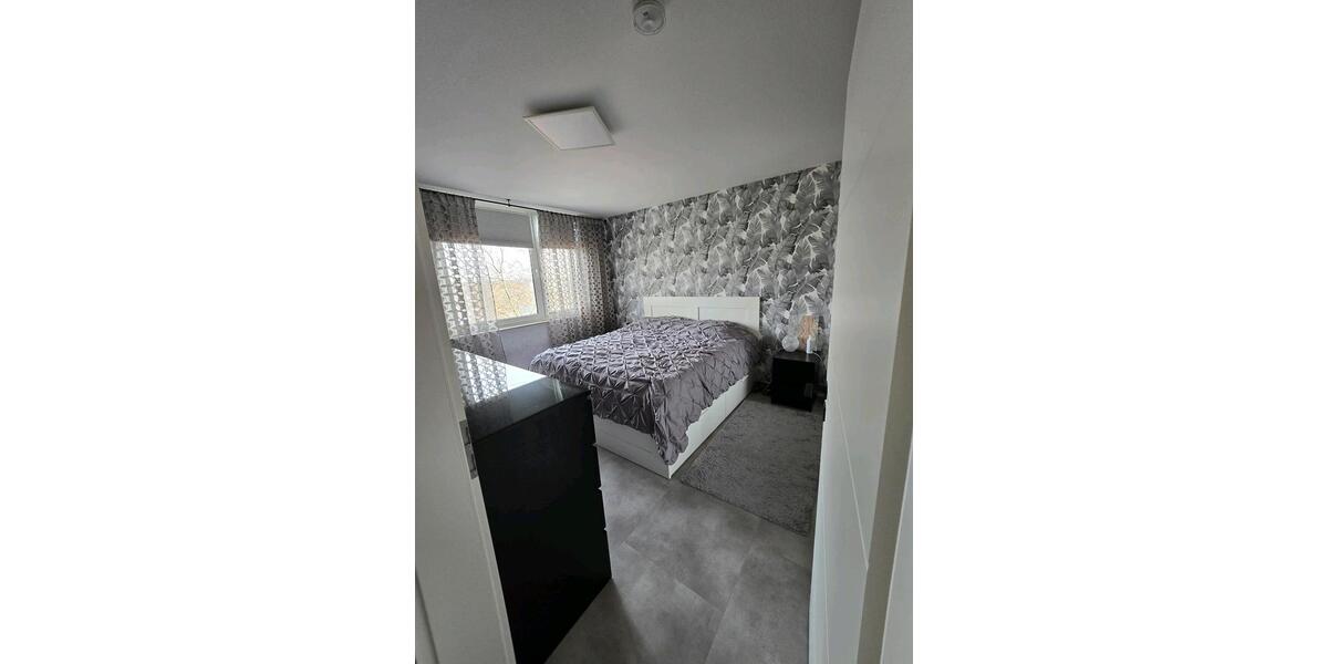Etagenwohnung Ratingen Tiefenbroich - 3 Zimmer, 92 m&sup2;, 290.000&euro; | Angebot:26730625