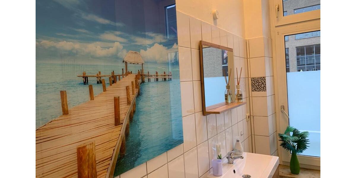 Etagenwohnung Krefeld Cracau - 1.5 Zimmer, 43 m&sup2;, 650&euro; | Angebot:25650517