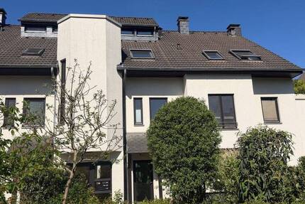 Haus Ratingen Zentrum - 1 Zimmer, 107 m&sup2;, 469.000&euro; | Angebot:26741884