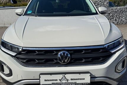 VW T-Roc 143.010 km 19.699 &euro; Mülheim / Ruhr 45473