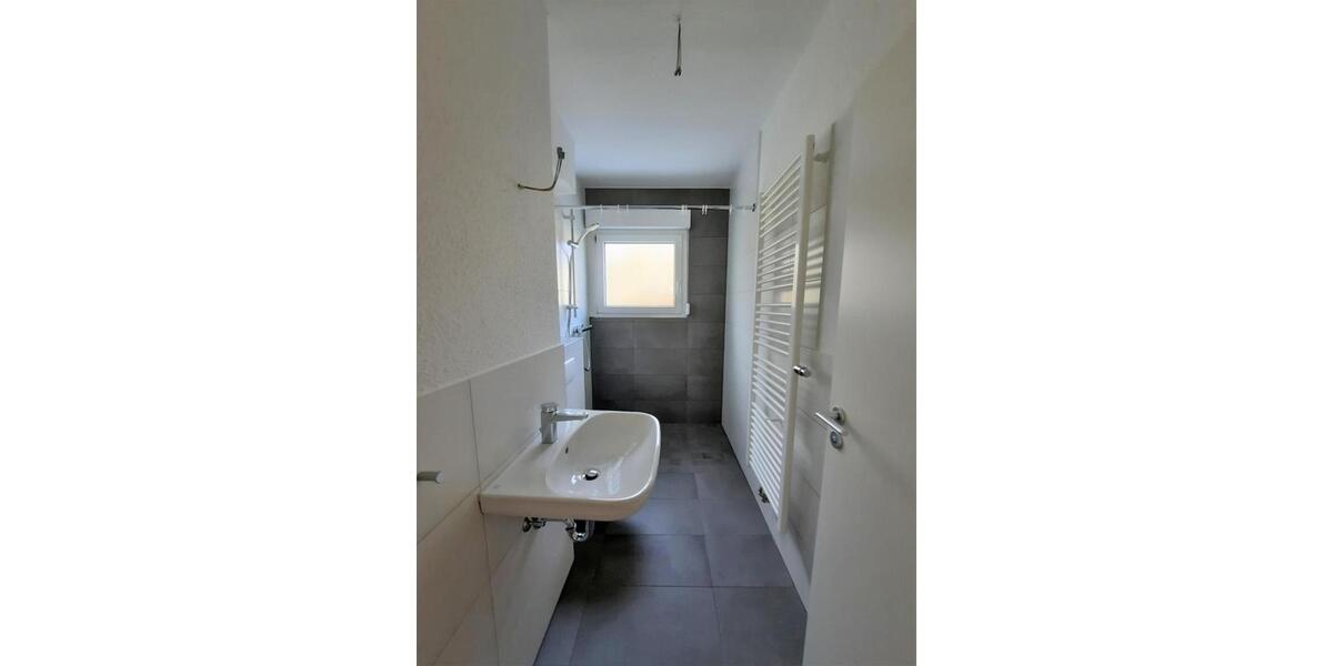 Erdgeschoßwohnung Dinslaken Hiesfeld - 3.5 Zimmer, 63 m&sup2;, 594&euro; | Angebot:25956750