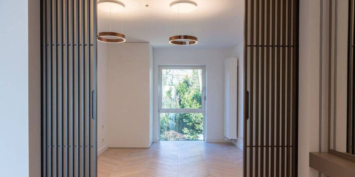 Etagenwohnung Düsseldorf Wittlaer - 3 Zimmer, 135 m&sup2;, 1.099.000&euro; | Angebot:25695557