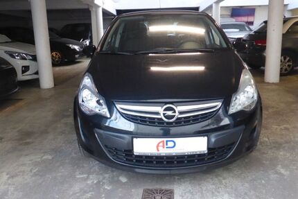 Opel Corsa 150.000 km 3.950 &euro; Düsseldorf 40223