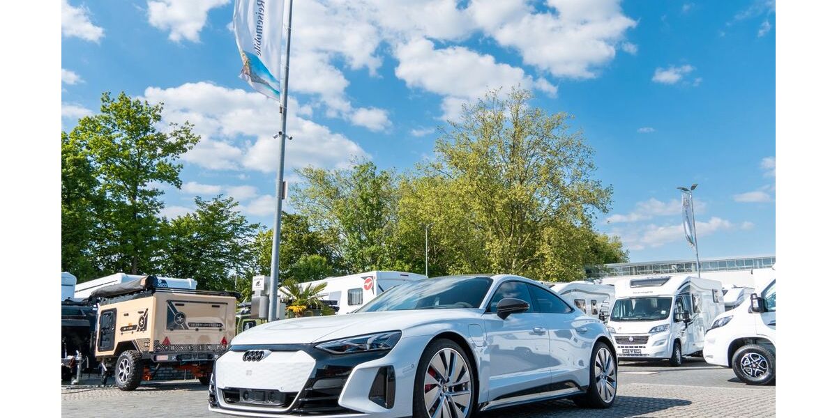 Audi RS e-tron GT 29.900 km 74.900 &euro; Mülheim an der Ruhr 45481