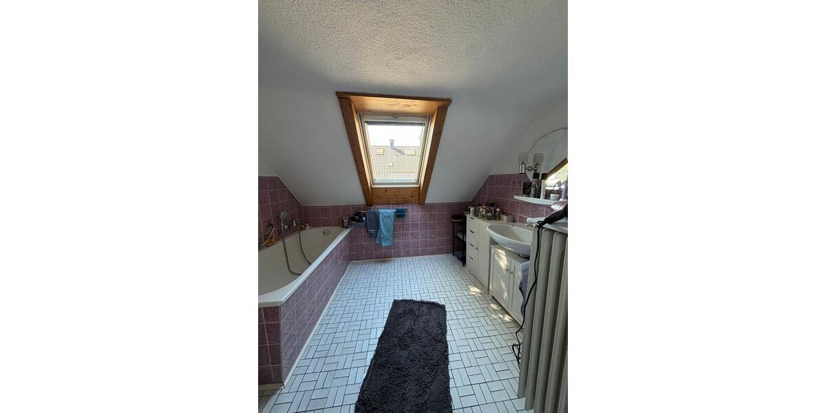 Doppelhaushälfte Nettetal - 6 Zimmer, 150 m&sup2;, 250.000&euro; | Angebot:26415797