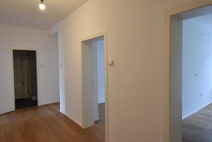 Wohnung Düsseldorf Stadtbezirk 5 - 3 Zimmer, 76 m&sup2;, 380.000&euro; | Angebot:8852276