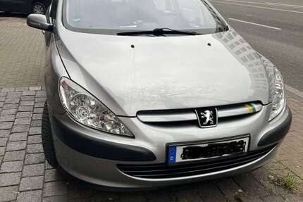 Peugeot 307 160.000 km 2.100 &euro; Duisburg 47119