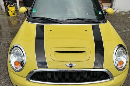 Mini Cooper S Cabrio 129.000 km 10.900 &euro; Mülheim 45478